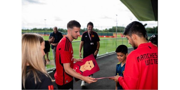 Mason Mount so-so à ses débuts à Manchester United Mason Mount so-so à ses débuts à Manchester United